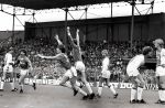 Amsterdam, 6 Maart 1983
AJAX-PSV, eindstand 3-3
Mart v Duren scoort 0-1 Jan Molby Wim Kieft Ernie Brandts Dick Schoenaker Wim Kieft Ernie Brandts en Rob Landsbergen