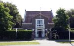 Noordwijkerhout 30 augustus 2024
Maxime Meiland heeft zonnepanelen op haar huis laten leggen om een beter Energielabel te krijgen.
Het huis van Maxime staat te koop.
