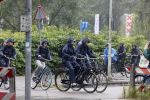 Amsterdam augustus 2024
Prinses Amalia heeft haar ontgroeningsweek in Amsterdam . Ze slapen in het Frans Otten Stadion met alle medestudenten . Ze gaan met fiets de stad in . Het regent meerdere dagen . Ook gaan ze varen  met een sloep  op de Amstel.
