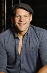 Molenaarsgraaf 26 augustus 2024
Presntatie cast Shrek met oa Rene v Kooten Linda Verstraten Qshans Thode en Darren v d Lek . Michael v Hoorne is de producent