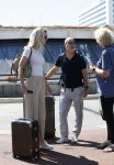 Schiphol 10 augustus 2024
Rob Kamphues en vriendin Kristi Nieuwenhuijse vertrekken vanaf schiphol voor hun vakantie naar Noorwegen.