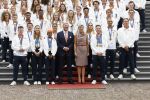 Den Haag 13 augustus 2024
Alle medaillewinnaars bij de olympische spelen op bezoek bij Koning Willem Alexander en Koningin Maxima op huis ten Bosch . oa aanwezig Femke Bol Sifan hassan Harrie Lavreysen Sharon v Rouwendaal Worthy de Jong Marit Bouwmeester Roy v d Berg de Hockey heren de hockey dames en alle roeiers.