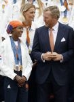 Den Haag 13 augustus 2024
Alle medaillewinnaars bij de olympische spelen op bezoek bij Koning Willem Alexander en Koningin Maxima op huis ten Bosch . oa aanwezig Femke Bol Sifan hassan Harrie Lavreysen Sharon v Rouwendaal Worthy de Jong Marit Bouwmeester Roy v d Berg de Hockey heren de hockey dames en alle roeiers.