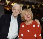 Amsterdam 31 augustus 2024
50 jaar Radio Veronica op het veronica schip.
Aanwezig oa Tineke de Nooij Wil Luikinga Adje Roland Erik de Zwart Ben Cramer Chimene v Oosterhout Manuela Kemp en haar man Tjerk Lammers .