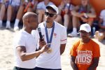 Scheveningen 12 augustus 2024
Aankomst olympische sporters in scheveningen . Humberto Tan presenteert het programma. Worthy de Jong