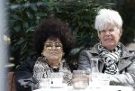 Laren 3 augustus 2025
Ad Visser met zijn vrouw op terras in het centrum van Laren .