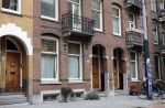 Amsterdam 16 augustus 2025
Daan Schuurmans en BRacha v Doesburg hebben een nieuw huis gekocht wat nog verbouwd moet worden . Het is in dezelfde straat In Amsterdam zuid waar ze vroeger ook al gewoond hebben .
