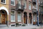 Amsterdam 16 augustus 2025
Daan Schuurmans en BRacha v Doesburg hebben een nieuw huis gekocht wat nog verbouwd moet worden . Het is in dezelfde straat In Amsterdam zuid waar ze vroeger ook al gewoond hebben .