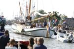 Amsterdam 20 augustus 2025
Koning Willem Alexander Prinses Mabel en (prinses Luana ) Gravin Luana op de groene Draeck tijdens de eerste dag van Sail Amsterdam . Er vaart ongelofelijk veel beveiliging Politie in boten op jet skis en een speciaal beveiligingsteam van de Marechaussee BSB ( Brigade Speciale Beveiligingsopdrachten ) mee met de groene Draeck