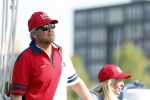 Amsterdam 20 augustus 2025
Koning Willem Alexander Prinses Mabel en (prinses Luana ) Gravin Luana op de groene Draeck tijdens de eerste dag van Sail Amsterdam . Er vaart ongelofelijk veel beveiliging Politie in boten op jet skis en een speciaal beveiligingsteam van de Marechaussee BSB ( Brigade Speciale Beveiligingsopdrachten ) mee met de groene Draeck