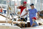 Amsterdam 20 augustus 2025
Koning Willem Alexander Prinses Mabel en (prinses Luana ) Gravin Luana op de groene Draeck tijdens de eerste dag van Sail Amsterdam . Er vaart ongelofelijk veel beveiliging Politie in boten op jet skis en een speciaal beveiligingsteam van de Marechaussee BSB ( Brigade Speciale Beveiligingsopdrachten ) mee met de groene Draeck