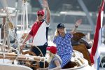 Amsterdam 20 augustus 2025
Koning Willem Alexander Prinses Mabel en (prinses Luana ) Gravin Luana op de groene Draeck tijdens de eerste dag van Sail Amsterdam . Er vaart ongelofelijk veel beveiliging Politie in boten op jet skis en een speciaal beveiligingsteam van de Marechaussee BSB ( Brigade Speciale Beveiligingsopdrachten ) mee met de groene Draeck