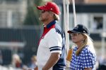 Amsterdam 20 augustus 2025
Koning Willem Alexander Prinses Mabel en (prinses Luana ) Gravin Luana op de groene Draeck tijdens de eerste dag van Sail Amsterdam . Er vaart ongelofelijk veel beveiliging Politie in boten op jet skis en een speciaal beveiligingsteam van de Marechaussee BSB ( Brigade Speciale Beveiligingsopdrachten ) mee met de groene Draeck