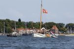 Amsterdam 20 augustus 2025
Koning Willem Alexander Prinses Mabel en (prinses Luana ) Gravin Luana op de groene Draeck tijdens de eerste dag van Sail Amsterdam . Er vaart ongelofelijk veel beveiliging Politie in boten op jet skis en een speciaal beveiligingsteam van de Marechaussee BSB ( Brigade Speciale Beveiligingsopdrachten ) mee met de groene Draeck