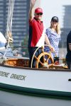 Amsterdam 20 augustus 2025
Koning Willem Alexander Prinses Mabel en (prinses Luana ) Gravin Luana op de groene Draeck tijdens de eerste dag van Sail Amsterdam . Er vaart ongelofelijk veel beveiliging Politie in boten op jet skis en een speciaal beveiligingsteam van de Marechaussee BSB ( Brigade Speciale Beveiligingsopdrachten ) mee met de groene Draeck