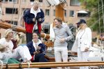 Amsterdam 21 augustus 2025
Prinses Beatrix op de groene Draeck tijdens de tweede dag van Sail . Aanwezig oa Prinses Mabel met dochters Luana en Zaria . Ook aanwezig prins Cazimir en prinses Carolina de Bourbon de Parma met haar kinderen Alaia en Xavier .
Ook de moeder van Prinses Mabel was aanwezig .