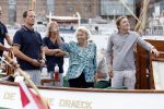 Amsterdam 21 augustus 2025
Prinses Beatrix op de groene Draeck tijdens de tweede dag van Sail . Aanwezig oa Prinses Mabel met dochters Luana en Zaria . Ook aanwezig prins Cazimir en prinses Carolina de Bourbon de Parma met haar kinderen Alaia en Xavier .
Ook de moeder van Prinses Mabel was aanwezig .