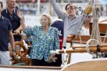 Amsterdam 21 augustus 2025
Prinses Beatrix op de groene Draeck tijdens de tweede dag van Sail . Aanwezig oa Prinses Mabel met dochters Luana en Zaria . Ook aanwezig prins Cazimir en prinses Carolina de Bourbon de Parma met haar kinderen Alaia en Xavier .
Ook de moeder van Prinses Mabel was aanwezig .