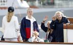 Amsterdam 21 augustus 2025
Prinses Beatrix op de groene Draeck tijdens de tweede dag van Sail . Aanwezig oa Prinses Mabel met dochters Luana en Zaria . Ook aanwezig prins Cazimir en prinses Carolina de Bourbon de Parma met haar kinderen Alaia en Xavier .
Ook de moeder van Prinses Mabel was aanwezig .