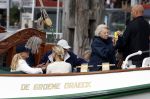 Amsterdam 21 augustus 2025
Prinses Beatrix op de groene Draeck tijdens de tweede dag van Sail . Aanwezig oa Prinses Mabel met dochters Luana en Zaria . Ook aanwezig prins Cazimir en prinses Carolina de Bourbon de Parma met haar kinderen Alaia en Xavier .
Ook de moeder van Prinses Mabel was aanwezig .
