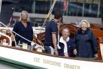 Amsterdam 21 augustus 2025
Prinses Beatrix op de groene Draeck tijdens de tweede dag van Sail . Aanwezig oa Prinses Mabel met dochters Luana en Zaria . Ook aanwezig prins Cazimir en prinses Carolina de Bourbon de Parma met haar kinderen Alaia en Xavier .
Ook de moeder van Prinses Mabel was aanwezig .
