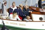 Amsterdam 21 augustus 2025
Prinses Beatrix op de groene Draeck tijdens de tweede dag van Sail . Aanwezig oa Prinses Mabel met dochters Luana en Zaria . Ook aanwezig prins Cazimir en prinses Carolina de Bourbon de Parma met haar kinderen Alaia en Xavier .
Ook de moeder van Prinses Mabel was aanwezig .