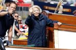 Amsterdam 21 augustus 2025
Prinses Beatrix op de groene Draeck tijdens de tweede dag van Sail . Aanwezig oa Prinses Mabel met dochters Luana en Zaria . Ook aanwezig prins Cazimir en prinses Carolina de Bourbon de Parma met haar kinderen Alaia en Xavier .
Ook de moeder van Prinses Mabel was aanwezig .