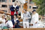 Amsterdam 21 augustus 2025
Prinses Beatrix op de groene Draeck tijdens de tweede dag van Sail . Aanwezig oa Prinses Mabel met dochters Luana en Zaria . Ook aanwezig prins Cazimir en prinses Carolina de Bourbon de Parma met haar kinderen Alaia en Xavier .
Ook de moeder van Prinses Mabel was aanwezig .
