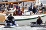 Amsterdam 21 augustus 2025
Prinses Beatrix op de groene Draeck tijdens de tweede dag van Sail . Aanwezig oa Prinses Mabel met dochters Luana en Zaria . Ook aanwezig prins Cazimir en prinses Carolina de Bourbon de Parma met haar kinderen Alaia en Xavier .
Ook de moeder van Prinses Mabel was aanwezig .
