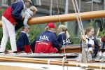 Amsterdam 21 augustus 2025
Prinses Beatrix op de groene Draeck tijdens de tweede dag van Sail . Aanwezig oa Prinses Mabel met dochters Luana en Zaria . Ook aanwezig prins Cazimir en prinses Carolina de Bourbon de Parma met haar kinderen Alaia en Xavier .
Ook de moeder van Prinses Mabel was aanwezig .
