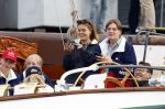 Amsterdam 21 augustus 2025
Prinses Beatrix op de groene Draeck tijdens de tweede dag van Sail . Aanwezig Prins Constantijn Prinses Laurentien Prinses Eloise en Prins Claus Cazimir