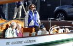 Amsterdam 21 augustus 2025
Prinses Beatrix op de groene Draeck tijdens de tweede dag van Sail . Aanwezig Prins Constantijn Prinses Laurentien Prinses Eloise en Prins Claus Cazimir