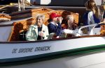 Amsterdam 21 augustus 2025
Prinses Beatrix op de groene Draeck tijdens de tweede dag van Sail . Aanwezig Prins Constantijn Prinses Laurentien Prinses Eloise en Prins Claus Cazimir