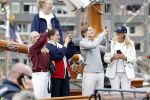 Amsterdam 21 augustus 2025
Prinses Beatrix op de groene Draeck tijdens de tweede dag van Sail . Aanwezig oa Prinses Mabel met dochters Luana en Zaria . Ook aanwezig prins Cazimir en prinses Carolina de Bourbon de Parma met haar kinderen Alaia en Xavier .
Ook de moeder van Prinses Mabel was aanwezig .