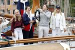 Amsterdam 21 augustus 2025
Prinses Beatrix op de groene Draeck tijdens de tweede dag van Sail . Aanwezig oa Prinses Mabel met dochters Luana en Zaria . Ook aanwezig prins Cazimir en prinses Carolina de Bourbon de Parma met haar kinderen Alaia en Xavier .
Ook de moeder van Prinses Mabel was aanwezig .