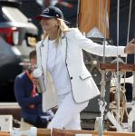 Amsterdam 21 augustus 2025
Prinses Beatrix op de groene Draeck tijdens de tweede dag van Sail . Aanwezig oa Prinses Mabel met dochters Luana en Zaria . Ook aanwezig prins Cazimir en prinses Carolina de Bourbon de Parma met haar kinderen Alaia en Xavier .
Ook de moeder van Prinses Mabel was aanwezig .