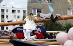 Amsterdam 21 augustus 2025
Prinses Beatrix op de groene Draeck tijdens de tweede dag van Sail . Aanwezig oa Prinses Mabel met dochters Luana en Zaria . Ook aanwezig prins Cazimir en prinses Carolina de Bourbon de Parma met haar kinderen Alaia en Xavier .
Ook de moeder van Prinses Mabel was aanwezig .