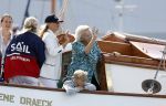Amsterdam 21 augustus 2025
Prinses Beatrix op de groene Draeck tijdens de tweede dag van Sail . Aanwezig oa Prinses Mabel met dochters Luana en Zaria . Ook aanwezig prins Cazimir en prinses Carolina de Bourbon de Parma met haar kinderen Alaia en Xavier .
Ook de moeder van Prinses Mabel was aanwezig .