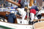 Amsterdam 21 augustus 2025
Prinses Beatrix op de groene Draeck tijdens de tweede dag van Sail . Aanwezig oa Prinses Mabel met dochters Luana en Zaria . Ook aanwezig prins Cazimir en prinses Carolina de Bourbon de Parma met haar kinderen Alaia en Xavier .
Ook de moeder van Prinses Mabel was aanwezig .