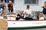 Amsterdam 21 augustus 2025
Prinses Beatrix op de groene Draeck tijdens de tweede dag van Sail . Aanwezig oa Prinses Mabel met dochters Luana en Zaria . Ook aanwezig prins Cazimir en prinses Carolina de Bourbon de Parma met haar kinderen Alaia en Xavier .
Ook de moeder van Prinses Mabel was aanwezig .