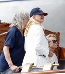Amsterdam 21 augustus 2025
Prinses Beatrix op de groene Draeck tijdens de tweede dag van Sail . Aanwezig oa Prinses Mabel met dochters Luana en Zaria . Ook aanwezig prins Cazimir en prinses Carolina de Bourbon de Parma met haar kinderen Alaia en Xavier .
Ook de moeder van Prinses Mabel was aanwezig .