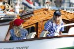Amsterdam 20 augustus 2025
Koning Willem Alexander Prinses Mabel en (prinses Luana ) Gravin Luana op de groene Draeck tijdens de eerste dag van Sail Amsterdam . Er vaart ongelofelijk veel beveiliging Politie in boten op jet skis en een speciaal beveiligingsteam van de Marechaussee BSB ( Brigade Speciale Beveiligingsopdrachten ) mee met de groene Draeck