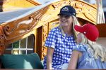 Amsterdam 20 augustus 2025
Koning Willem Alexander Prinses Mabel en (prinses Luana ) Gravin Luana op de groene Draeck tijdens de eerste dag van Sail Amsterdam . Er vaart ongelofelijk veel beveiliging Politie in boten op jet skis en een speciaal beveiligingsteam van de Marechaussee BSB ( Brigade Speciale Beveiligingsopdrachten ) mee met de groene Draeck