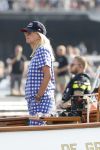 Amsterdam 20 augustus 2025
Koning Willem Alexander Prinses Mabel en (prinses Luana ) Gravin Luana op de groene Draeck tijdens de eerste dag van Sail Amsterdam . Er vaart ongelofelijk veel beveiliging Politie in boten op jet skis en een speciaal beveiligingsteam van de Marechaussee BSB ( Brigade Speciale Beveiligingsopdrachten ) mee met de groene Draeck