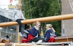 Amsterdam 21 augustus 2025
Prinses Beatrix op de groene Draeck tijdens de tweede dag van Sail . Aanwezig oa Prinses Mabel met dochters Luana en Zaria . Ook aanwezig prins Cazimir en prinses Carolina de Bourbon de Parma met haar kinderen Alaia en Xavier .
Ook de moeder van Prinses Mabel was aanwezig .