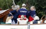 Amsterdam 21 augustus 2025
Prinses Beatrix op de groene Draeck tijdens de tweede dag van Sail . Aanwezig oa Prinses Mabel met dochters Luana en Zaria . Ook aanwezig prins Cazimir en prinses Carolina de Bourbon de Parma met haar kinderen Alaia en Xavier .
Ook de moeder van Prinses Mabel was aanwezig .