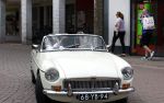 Abcoude 8 augustus 2025
Richard Kemper en zijn vrouw samen in hun MG Cabrio van 1975