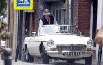 Abcoude 8 augustus 2025
Richard Kemper en zijn vrouw samen in hun MG Cabrio van 1975