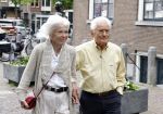Amsterdam 7 augustus 2025
Herdenkingsdienst Derk Sauer in de westerkerk . Sonja Barend en haar man Abel Cahen