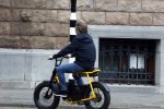 Amsterdam 5 augustus 2025
Wim Beelen op zijn Fatbike bij het conservatorium Hotel